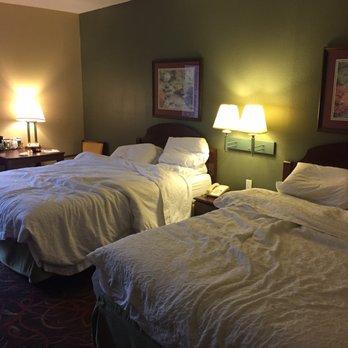 Hampton Inn Stroudsburg/Poconos - Double queen third floor - Hotels Near Me - Stroudsburg, Pennsylvania