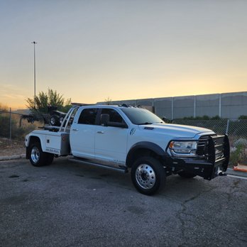 R & Z TOWING - Updated September 2025 - 5662S 300W, Salt