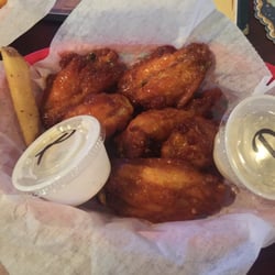 Kowabunga Grille - Mango habanero wings. Wow. Wow. Wow.