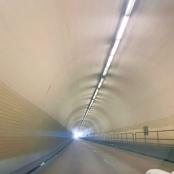 Broadway Tunnel - Going through the tunnel. - Landmarks & Historical Buildings Near Me - San Francisco, California Broadway Tunnel - Going through the tunnel. - Landmarks & Historical Buildings Near Me - San Francisco, California