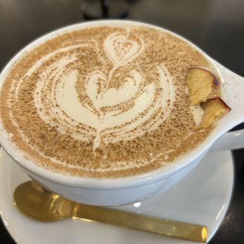 Craft & Common - Chai tea latte - Coffee & Tea Near Me - Orlando, Florida Craft & Common - Chai tea latte - Coffee & Tea Near Me - Orlando, Florida