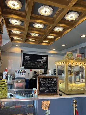 4 Star Theater by null