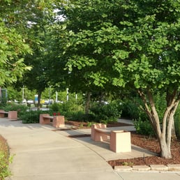 Small garden walk thru near the visitor center entrance Small garden walk thru near the visitor center entrance