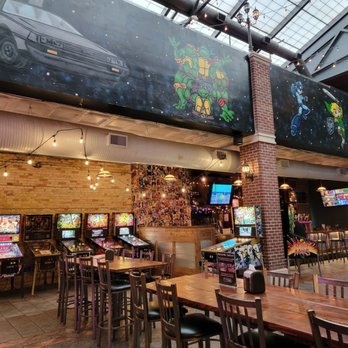 Player 2 - the interior of a restaurant with arcade games - Bars Near Me - Green Bay, Wisconsin Player 2 - the interior of a restaurant with arcade games - Bars Near Me - Green Bay, Wisconsin