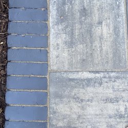 Goldy's Landscaping - Close up of brick & pavers