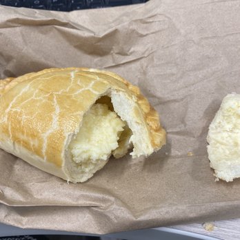 La Churreria Bakery - I asked and pointed at the pineapple pastelito and was given a cream. And then told to call them empanadas, the lady had a bad attitude. - Bakeries Near Me - Norcross, Georgia La Churreria Bakery - I asked and pointed at the pineapple pastelito and was given a cream. And then told to call them empanadas, the lady had a bad attitude. - Bakeries Near Me - Norcross, Georgia