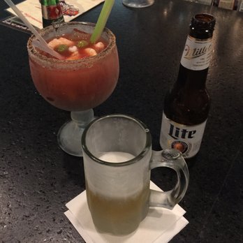 Mariscos El Pescador - Seafood Near Me - Laredo, Texas
