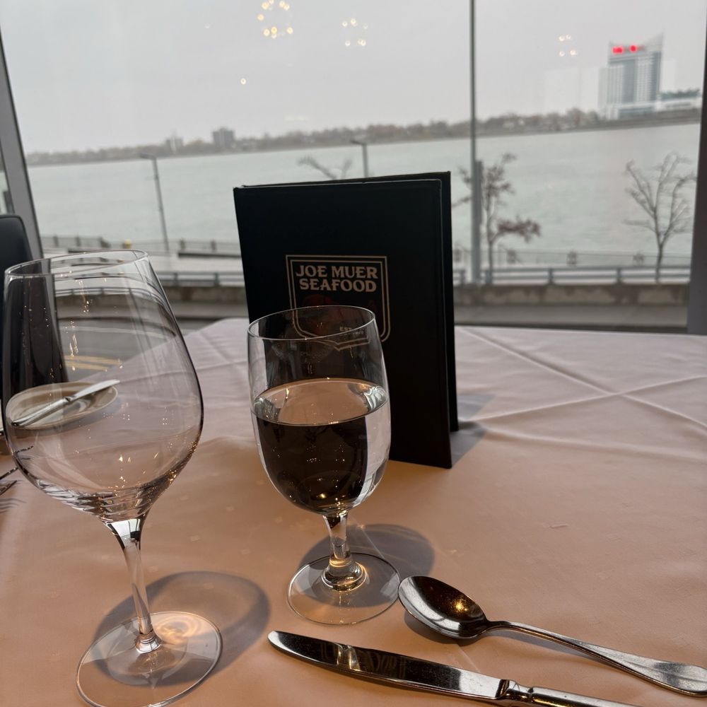 Joe Muer Seafood - Seafood Near Me - Detroit, Michigan Joe Muer Seafood - Seafood Near Me - Detroit, Michigan