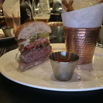 Harry's - Steakhouses Near Me - Manhattan, New York
