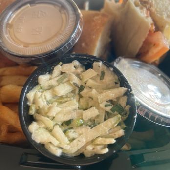 Tommy's Tavern & Tap - Apple slaw that comes with chicken sandwich. Tastes like bed bath and beyond. Ask for regular slaw. - Pizza Near Me - Clifton, New Jersey Tommy's Tavern & Tap - Apple slaw that comes with chicken sandwich. Tastes like bed bath and beyond. Ask for regular slaw. - Pizza Near Me - Clifton, New Jersey