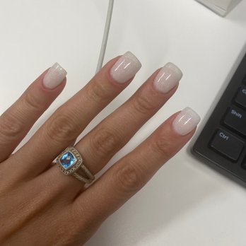 Oscar Nails & Spa - Nail Salons Near Me - Flushing, New York