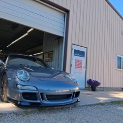 Lucky B Auto Body