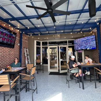Dilworth Grille at Baxter - Front Entry way from Market St - American Near Me - Fort Mill, South Carolina Dilworth Grille at Baxter - Front Entry way from Market St - American Near Me - Fort Mill, South Carolina