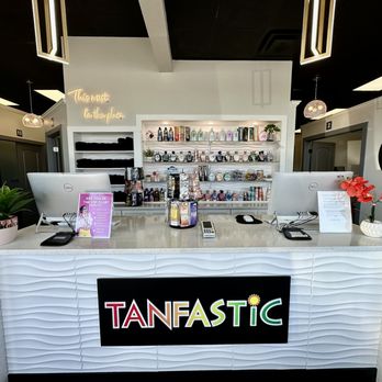Tanfastic Professional Tanning - Tan with the Professional's! Our renovated salon has everything to create your perfect tan! - Tanning Near Me - Indianapolis, Indiana Tanfastic Professional Tanning - Tan with the Professional's! Our renovated salon has everything to create your perfect tan! - Tanning Near Me - Indianapolis, Indiana