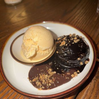 Bacari North Park - vegan double chocolate cake chocolate pudding, chocolate syrup, hazelnut brittle - Breakfast & Brunch Near Me - San Diego, California