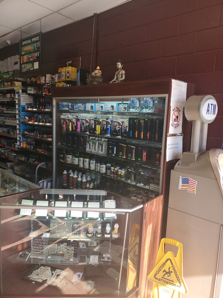 DEUCES WILD SMOKE SHOP Updated September 2024 59 Photos & 21