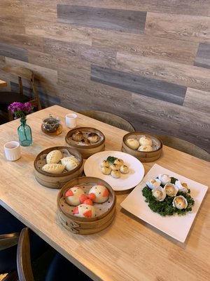 YH - Beijing Duck House 颐和北京烤鴨店 by null