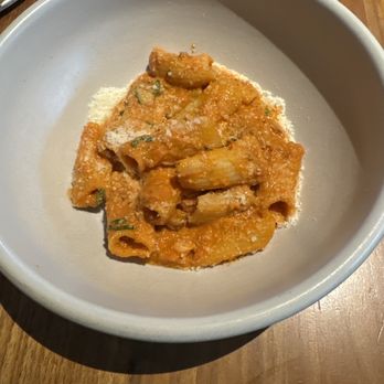 North Italia - Spicy Rigatoni Vodka - Italian Near Me - Miami, Florida North Italia - Spicy Rigatoni Vodka - Italian Near Me - Miami, Florida