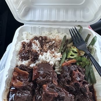 Truth Restaurant and Lounge - Oxtails - Lounges Near Me - Jamaica, New York Truth Restaurant and Lounge - Oxtails - Lounges Near Me - Jamaica, New York