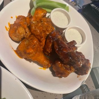 Yard House - New American Near Me - Austin, Texas Yard House - New American Near Me - Austin, Texas
