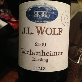 Lau's Family Kitchen - Somelier knows his stuff. Take his recommendation. This fun Riesling went great with food. Starts bit sweet but crisp dry finish - Chinese Near Me - St Kilda, VIC