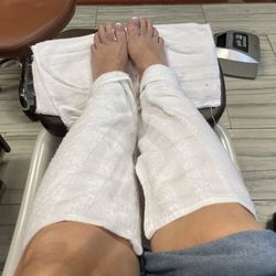 Pacific Nails - Nice hot towel wrap
