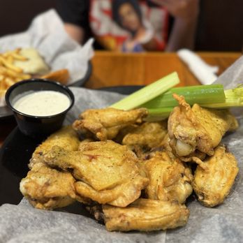 Double Dogs - Gallatin - Lemon Pepper 12 Bone-in Wings - Sports Bars Near Me - Gallatin, Tennessee Double Dogs - Gallatin - Lemon Pepper 12 Bone-in Wings - Sports Bars Near Me - Gallatin, Tennessee