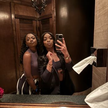 Las Palmas - bathroom - Mexican Near Me - Dallas, Texas