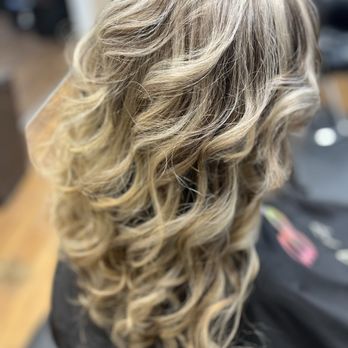 Hair Studio - Hair Salons Near Me - Marion, Virginia