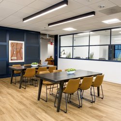 Embark Behavioral Health - Dining area for outpatients at Embark at Tysons Corner.