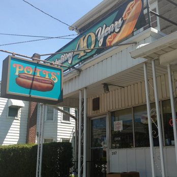 Pott's Doggie Shop - Exterior - Hot Dogs Near Me - Nazareth, Pennsylvania
