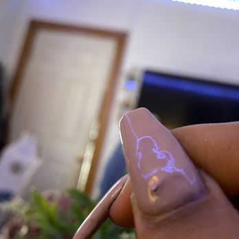 An's Nails - You can clearly see that it looks Bulky and my nail polish is coming off. - Nail Salons Near Me - Chicago, Illinois