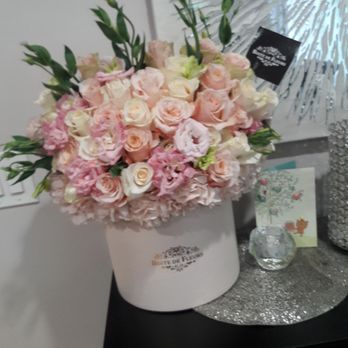 Boite De Fleurs - Florists Near Me - Burbank, California Boite De Fleurs - Florists Near Me - Burbank, California