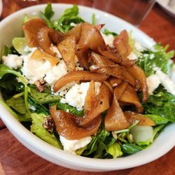 Nomad Pizza - Pear salad House Salad