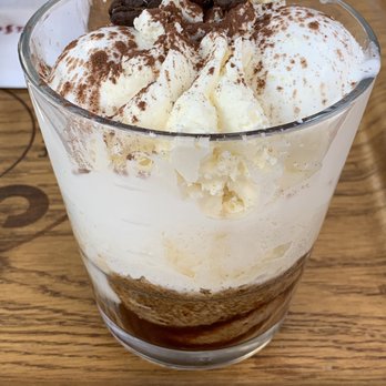 Krzywy Domek - Tiramisu ice cream with coffee - Shopping Near Me - Sopot, PM