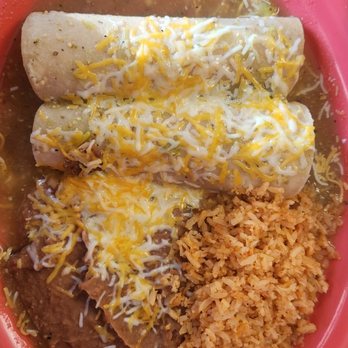 El Tesoro Mazatlan - Enchiladas verdes de pollo (green chicken Enchiladas ) - Mexican Near Me - Vallejo, California
