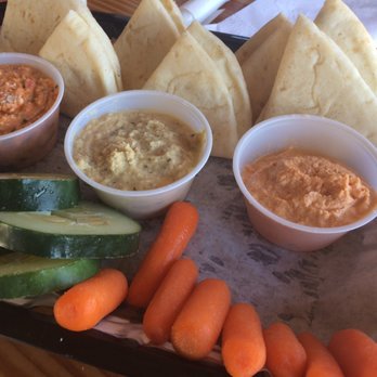 Cranberry Resort - Hummus trio app - American Near Me - Huntsville, Ohio