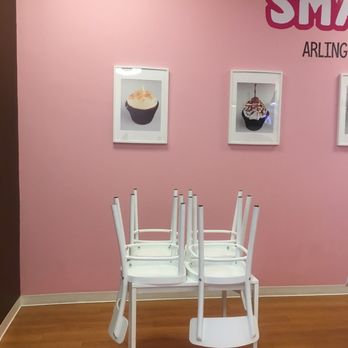 Smallcakes Cupcakery And Creamery - The interior of Smallcakes - Bakeries Near Me - Arlington, Texas Smallcakes Cupcakery And Creamery - The interior of Smallcakes - Bakeries Near Me - Arlington, Texas