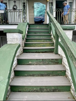 Upright Piano Move - Moved a piano, a family heirloom, to a new home, which included moving it down a big flight of stairs. Upright Piano Move - Moved a piano, a family heirloom, to a new home, which included moving it down a big flight of stairs.