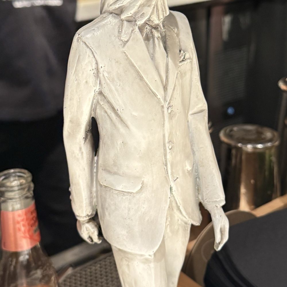 Catbird - Bar figurine - Tapas/Small Plates Near Me - Dallas, Texas