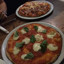 La Zucca Cafe & Pizzeria - Best Margherita Pizza!