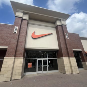 nike eagan outlet