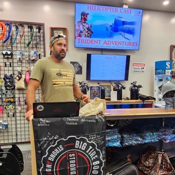 Trident Adventures - Dive Shops Near Me - Honolulu, Hawaii Trident Adventures - Dive Shops Near Me - Honolulu, Hawaii