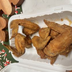 Hunan Gardens - Fried Chicken Wings 4