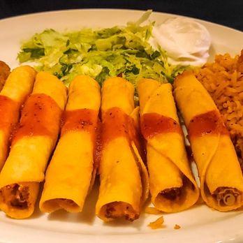 Chuy's - Chicken Flautas - Bars Near Me - Pembroke Pines, Florida Chuy's - Chicken Flautas - Bars Near Me - Pembroke Pines, Florida