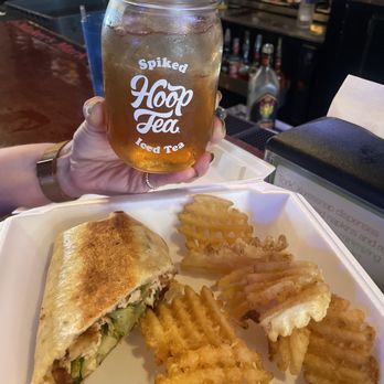 Lucky Fox - Sports Bars Near Me - Caseyville, Illinois