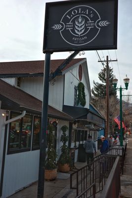 Lola's Street Kitchen by null