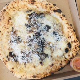 Mushroom Pizza Mushroom Pizza