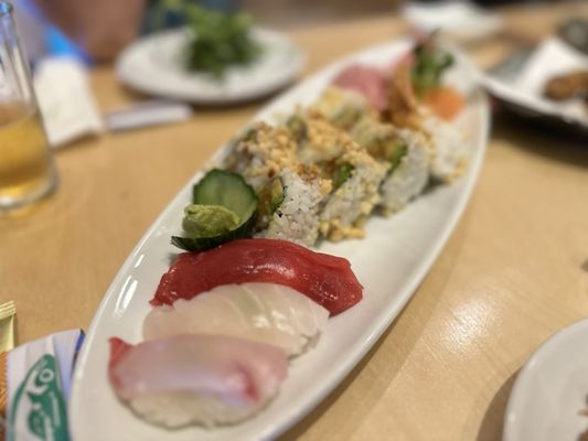 Kaeru Sushi & Grill by null