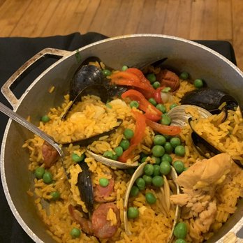 La Buena Vida - Spanish Near Me - Moriches, New York